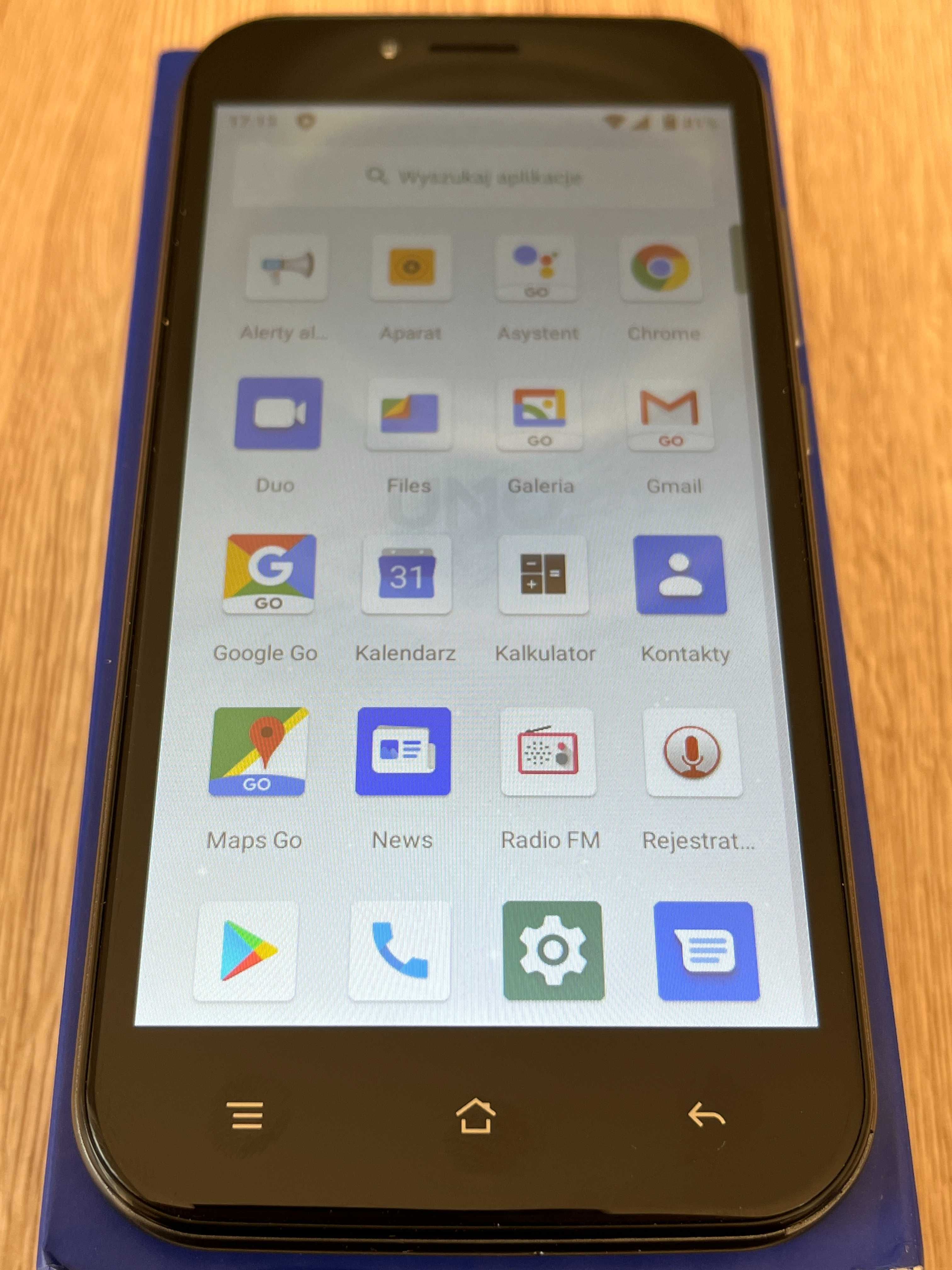 Smartfon UNO Premier 8GB/DUAL SIM + folia ochronna na ekran - jak NOWY