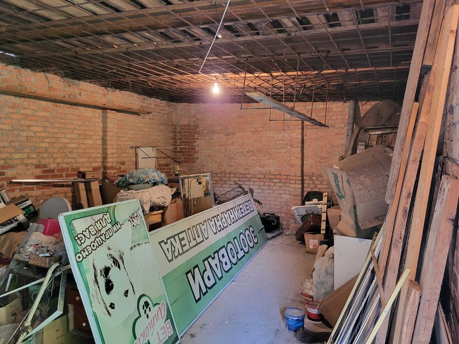 Продається гараж склад