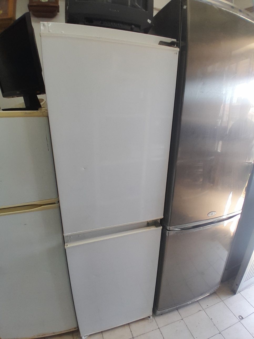 2 combinados 1 Hoover outro wrillpooll 130€