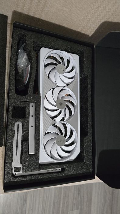 Karta graficzna Gigabyte RTX 4080 Super AERO