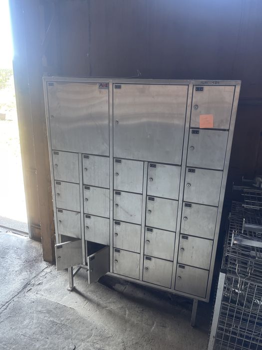 Szafki z stali nierdzewnej