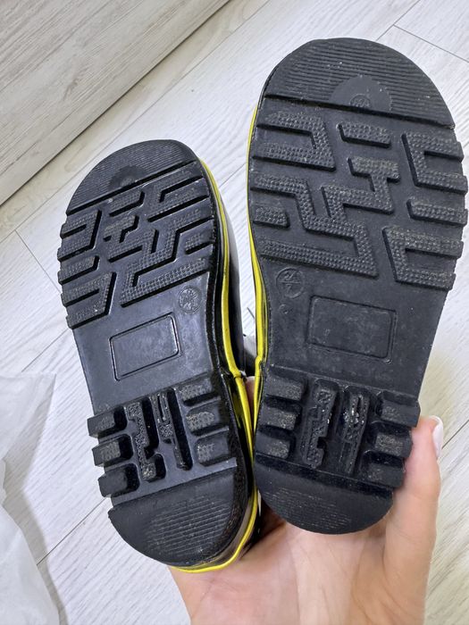 чоботи гумові утеплені