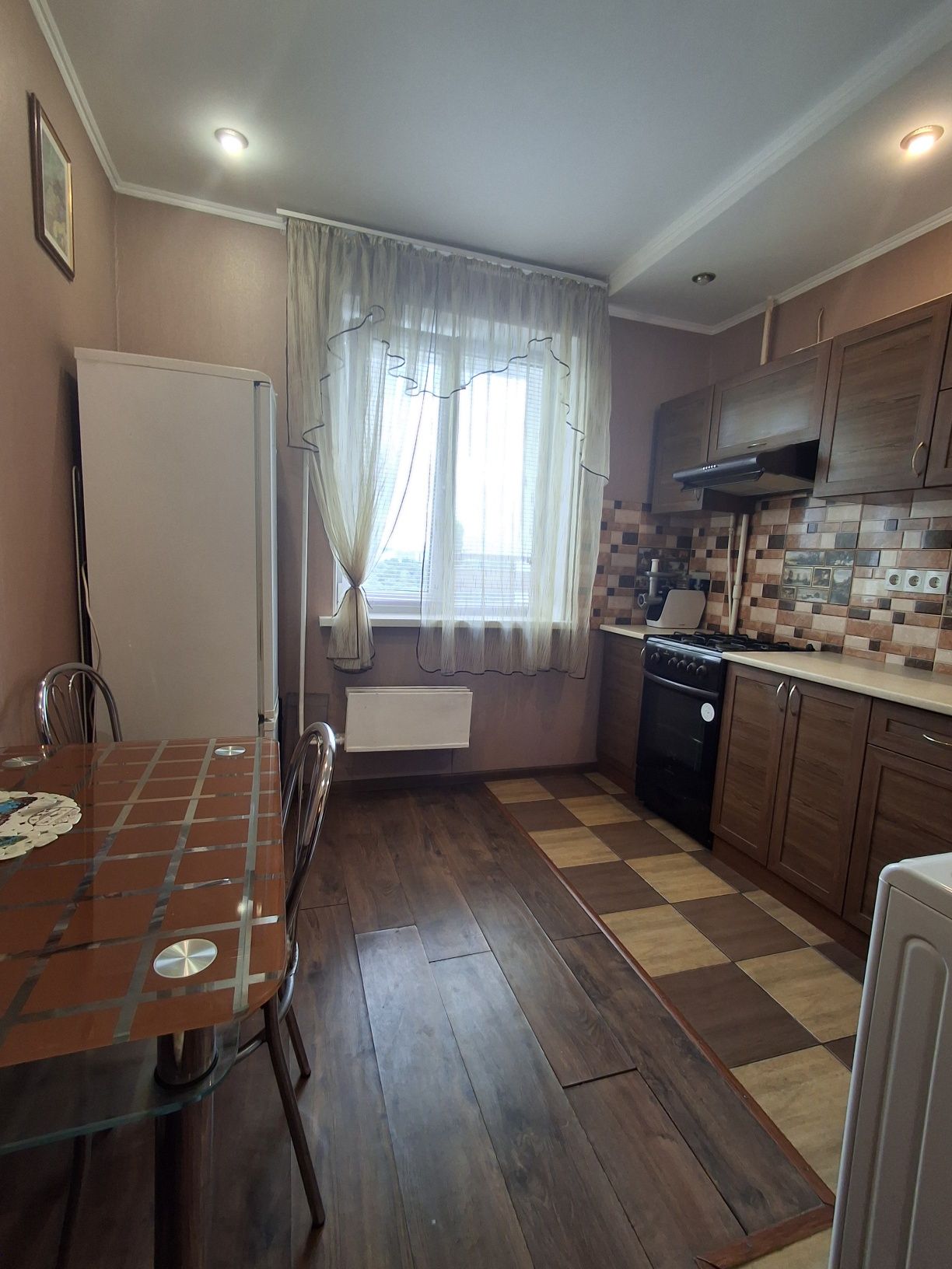 Купити 2 кімнатну квартиру з ремонтом 54000