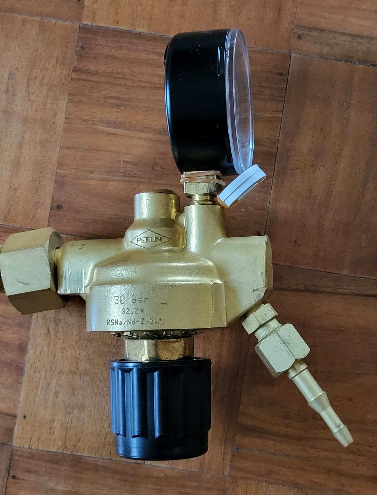 Reduktor CO2 i Argon firmy Perun