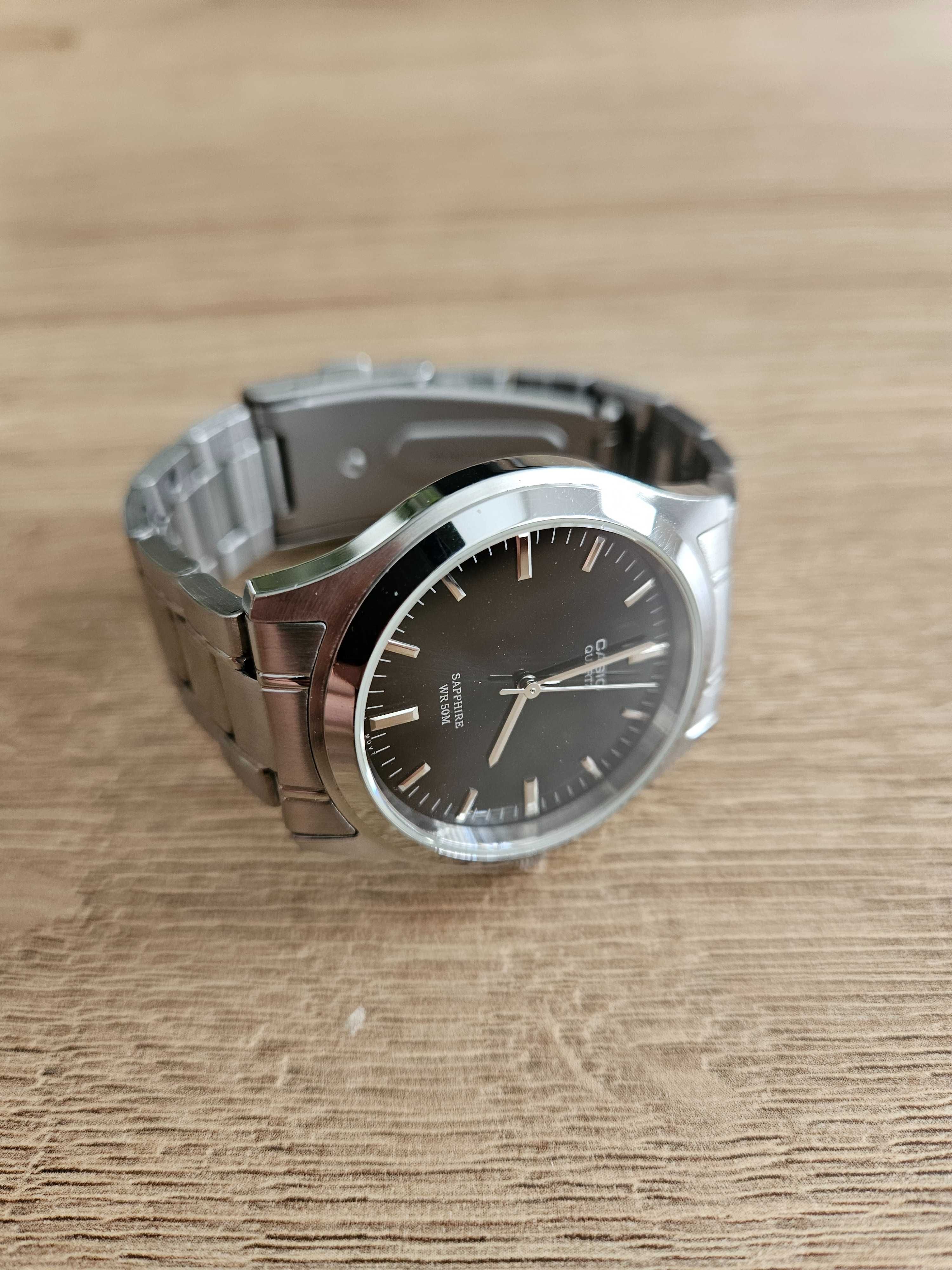 Zegarek Casio Classic Sapphire