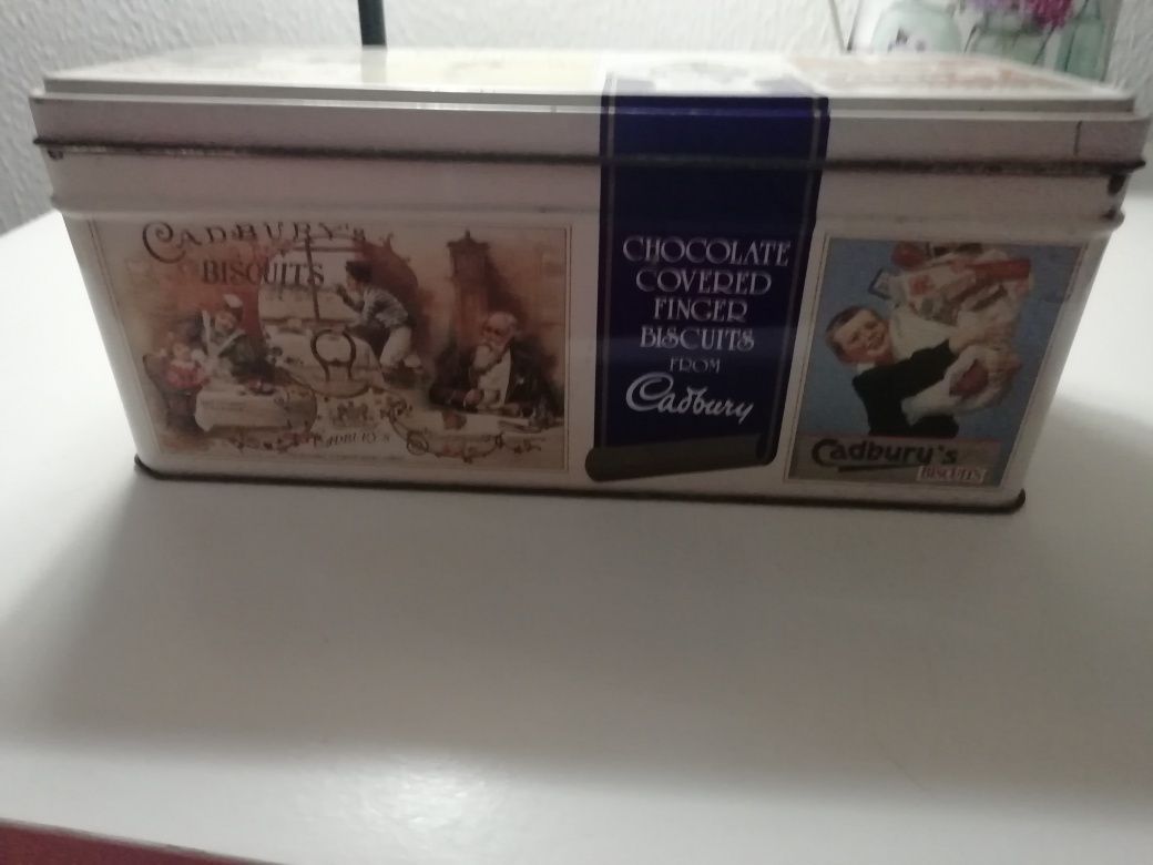 Caixa vintage chocolate