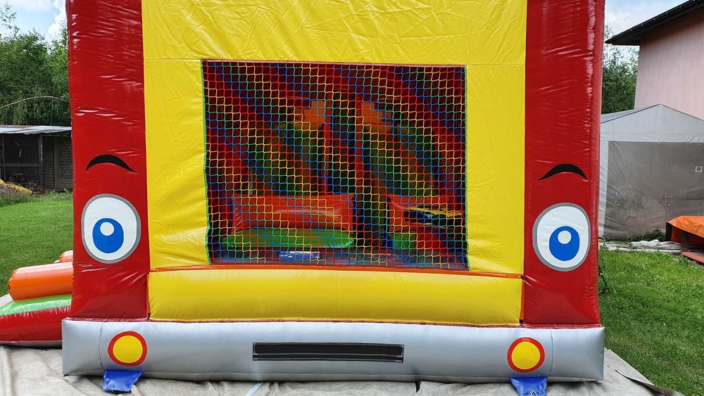 Dmuchany Autobus dmuchaniec plac zabaw zjeżdżalnia zamek tor przeszkód