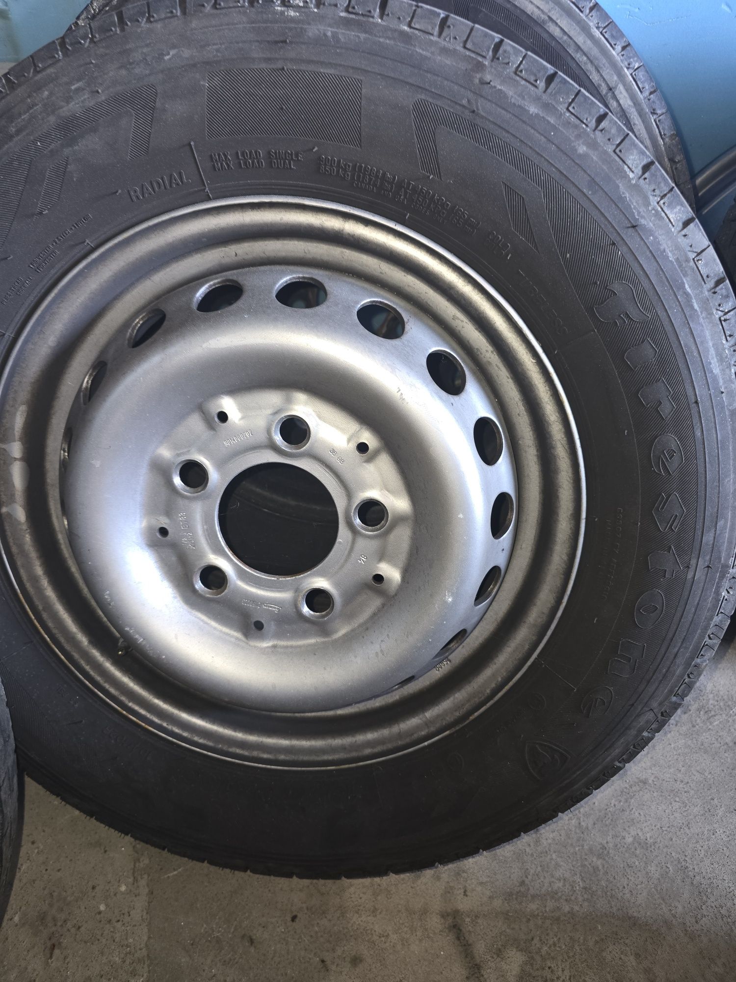 Jantes 15x5,5 / Pneus 195/70 R15