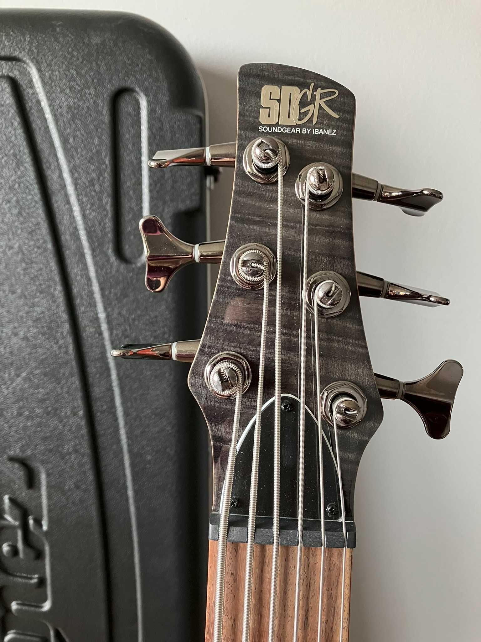 Jak nowa gitara basowa Ibanez SR706 6-strunowa case