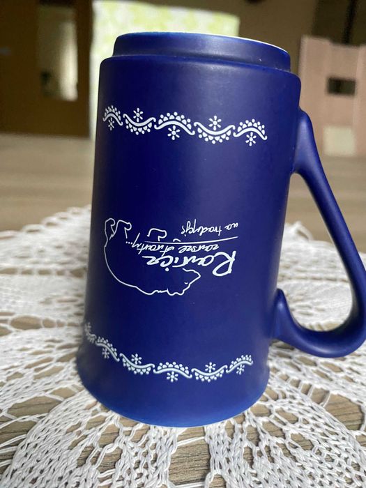 Kubek ceramiczny do kawy herbaty granatowy pamiątkowy Rawicz
