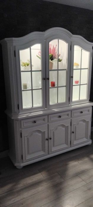 Kredens- witryna drewniany