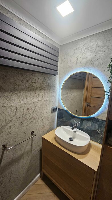 Malowanie, szpachlowanie, tapetowanie, wykończenia i remonty.