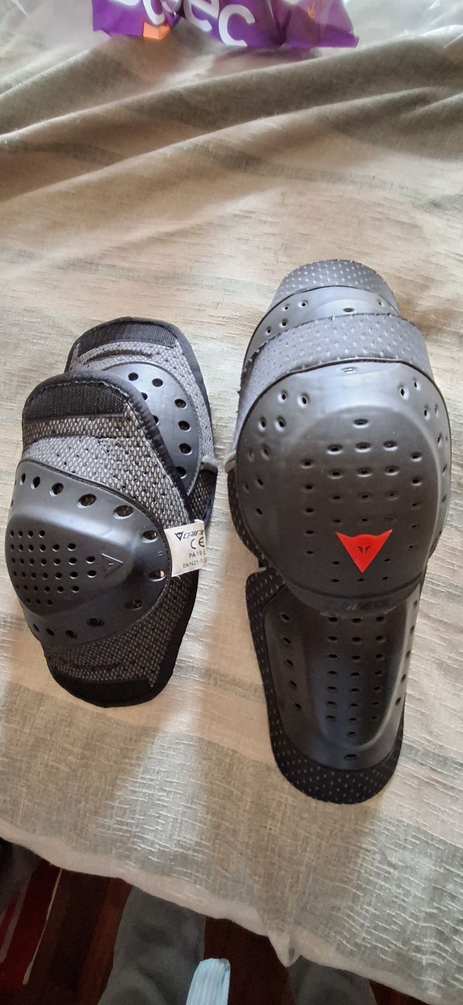 Casaco e calças dainese