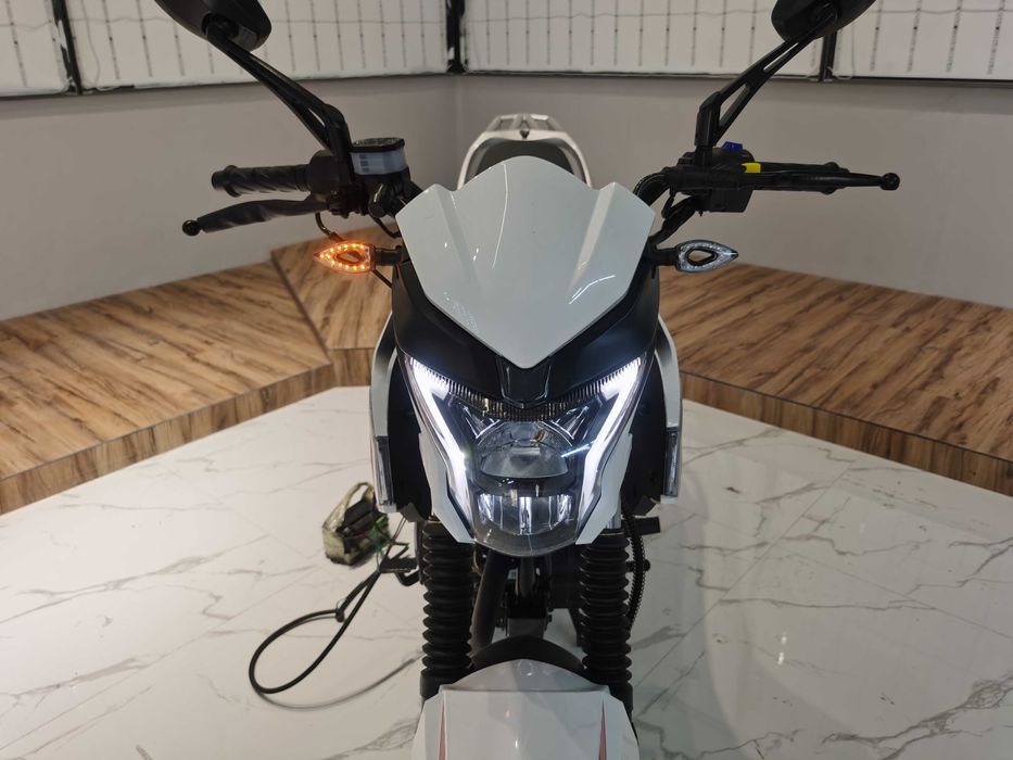 Дорожный мотоцикл Musstang Region MT200 со 200 кубовым мотором