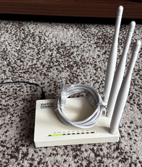 Wifi роутер Netis WF2409E