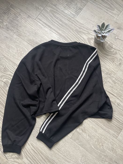 Кофта вкорочена, джемпер, світшот SinSay чорного кольору з полосками