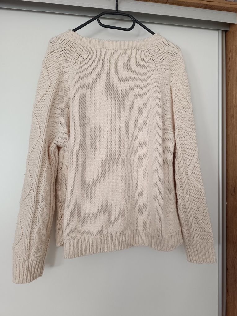 Kremowy sweter damski M