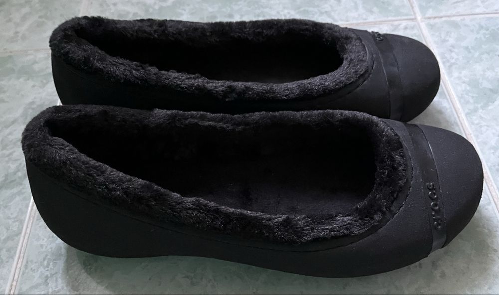 Baleriny ocieplane Crocs W 9 wkładka ok.25 cm.