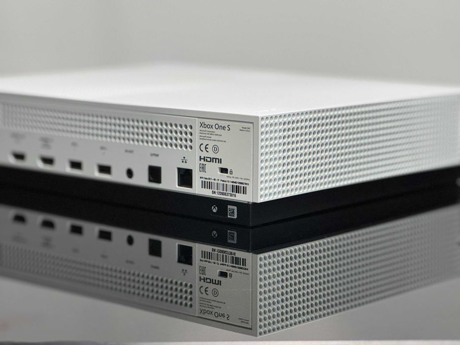 Konsola Xbox One S 500gb, pad, okablowanie, bdb stan, GWARANCJA!