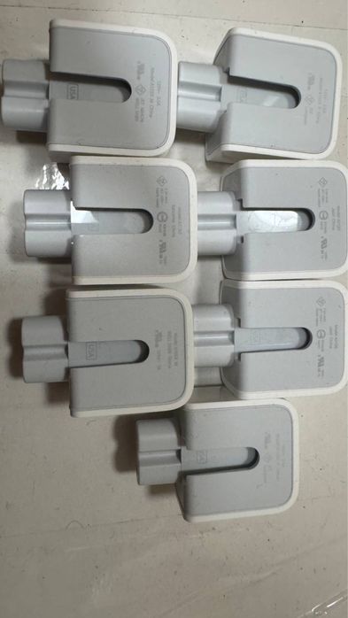 Apple A1555. Адаптер живлення для зарядного пристрою USA