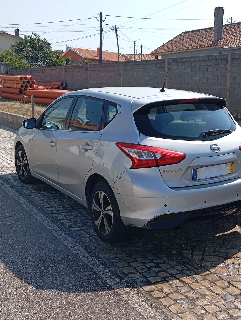 Nissan pulsar 1.5 DCI ..110cv ano 2015