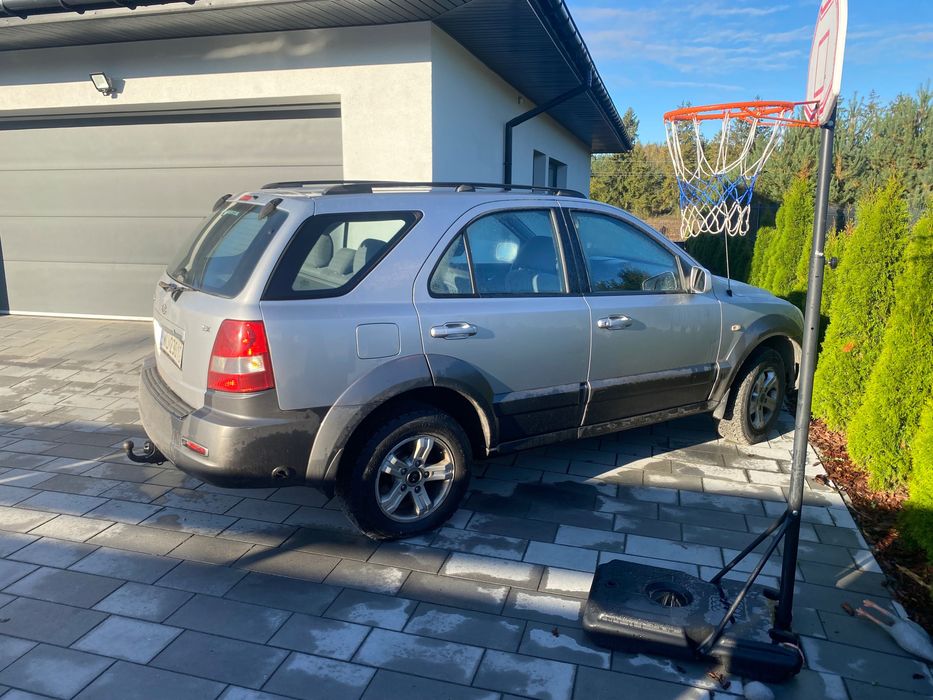 Sprzedam Kie Sorento uszkodzona