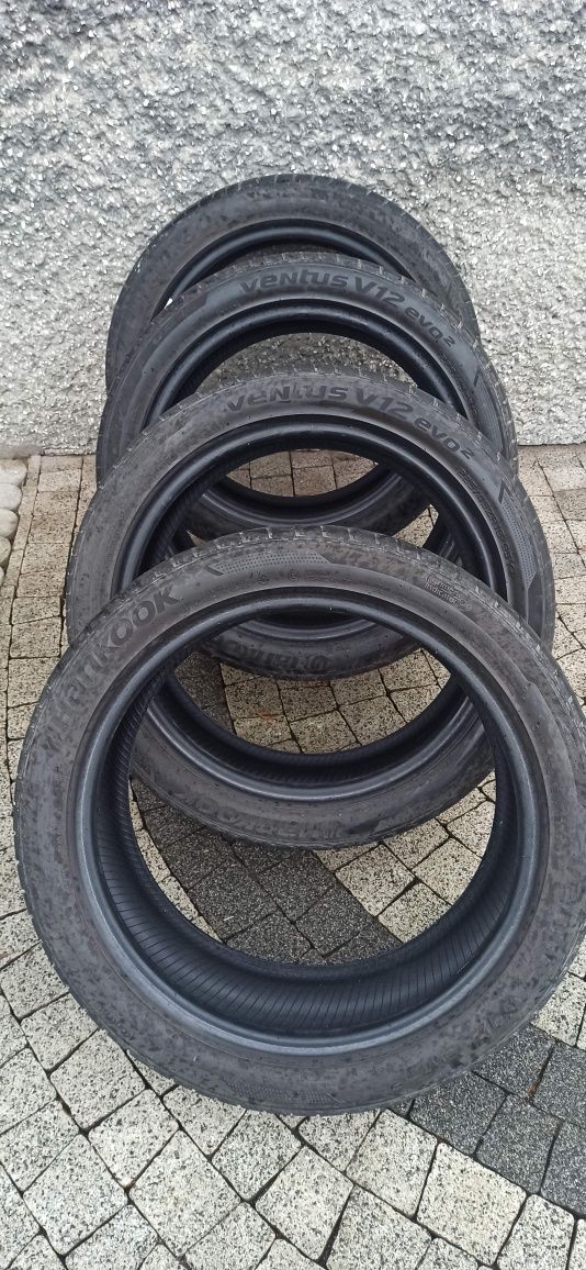 Hankook Ventus v12 Evo 2, 225/45/18