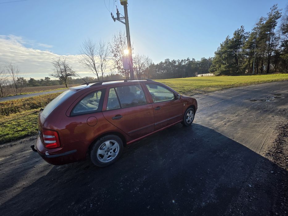 Skoda fabia 1.4 16v klima 5d hak grzane fotele webasto okazja