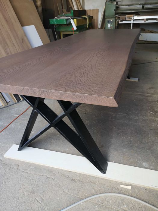 Stoły, stoliki,konsole.