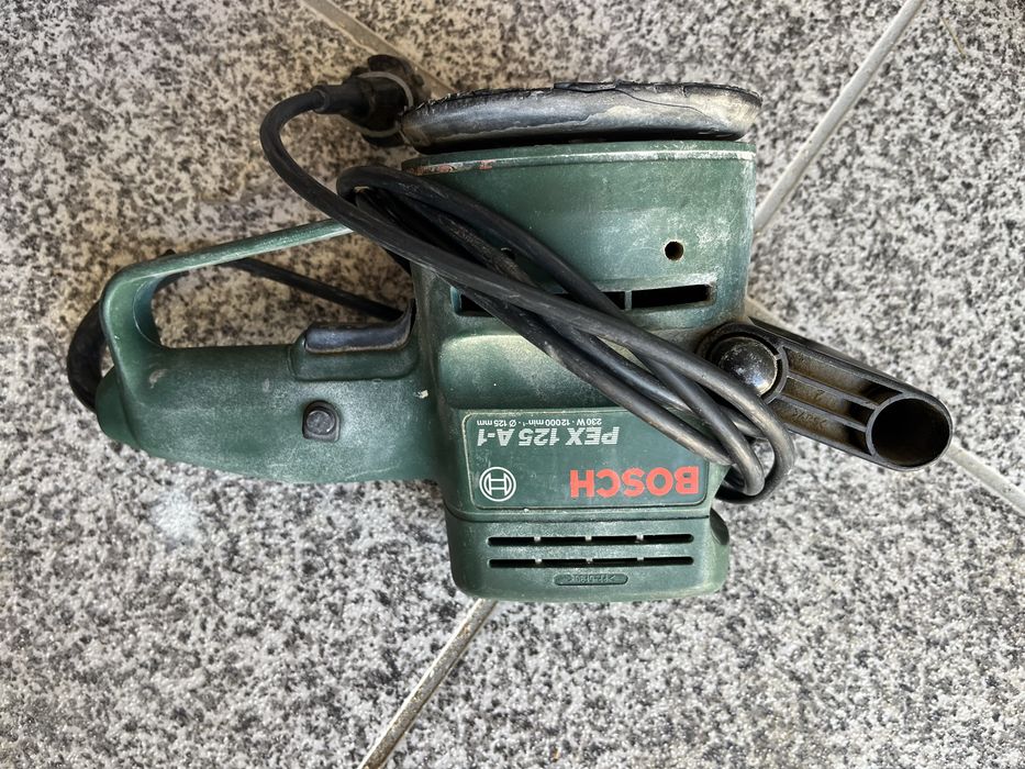 Lixadeira Bosch usada