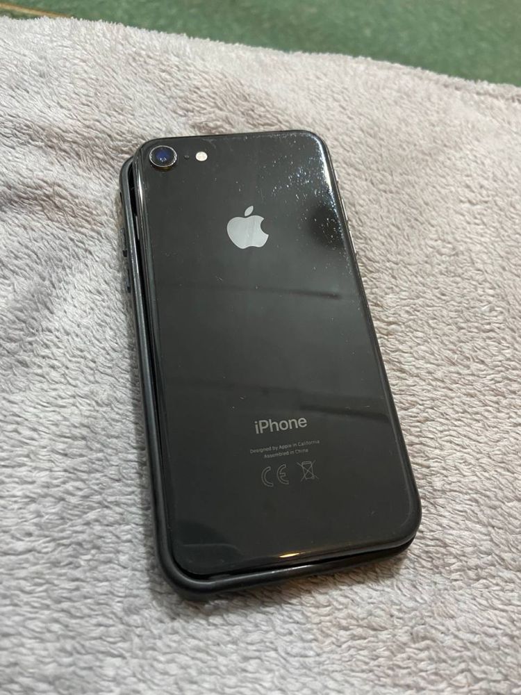 Apple iPhone 8 64GB Space Gray