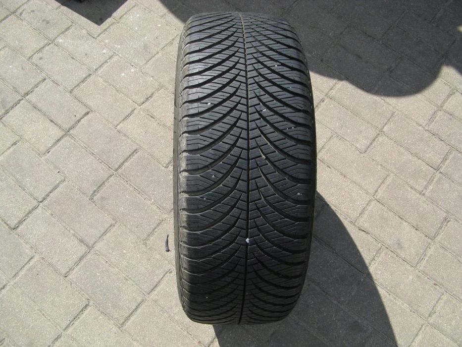 OPONA GOODYEAR VECTOR4Seasons 205/55 r16 8,5mm