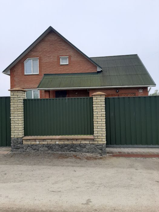 Продаж нового двоповерхового цегляного будинку в м.Немирів