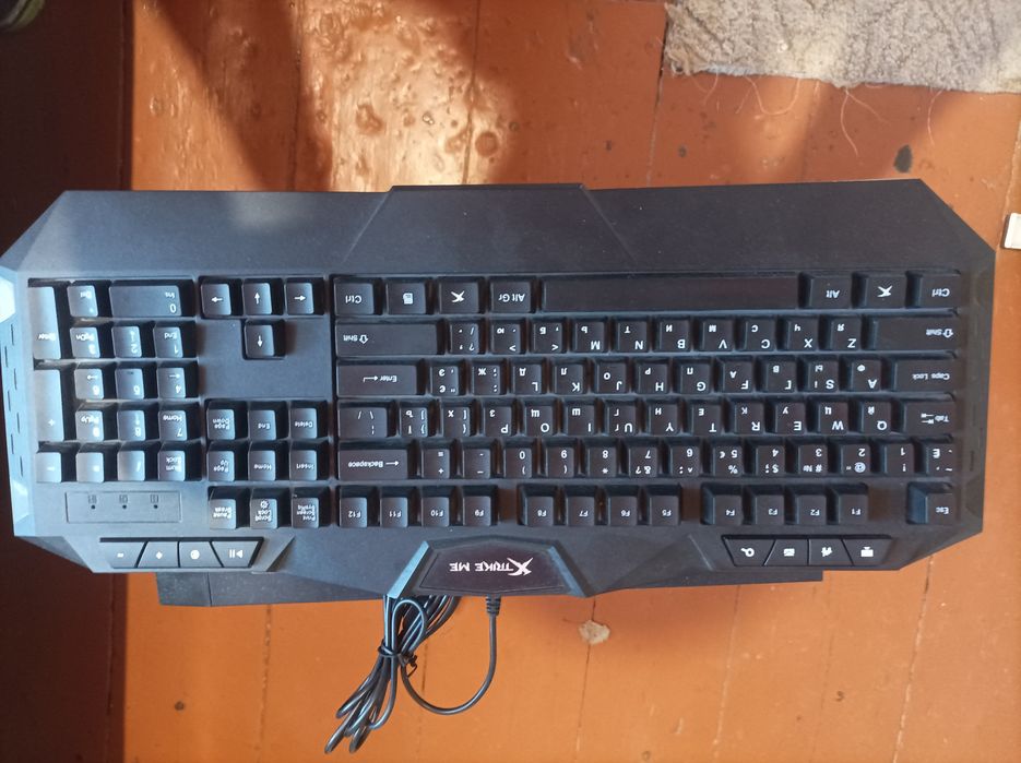 Різні комплектуючі до ПК