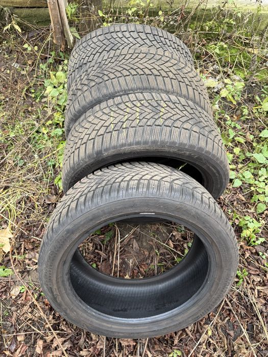 Зимова гума bridgestone r18