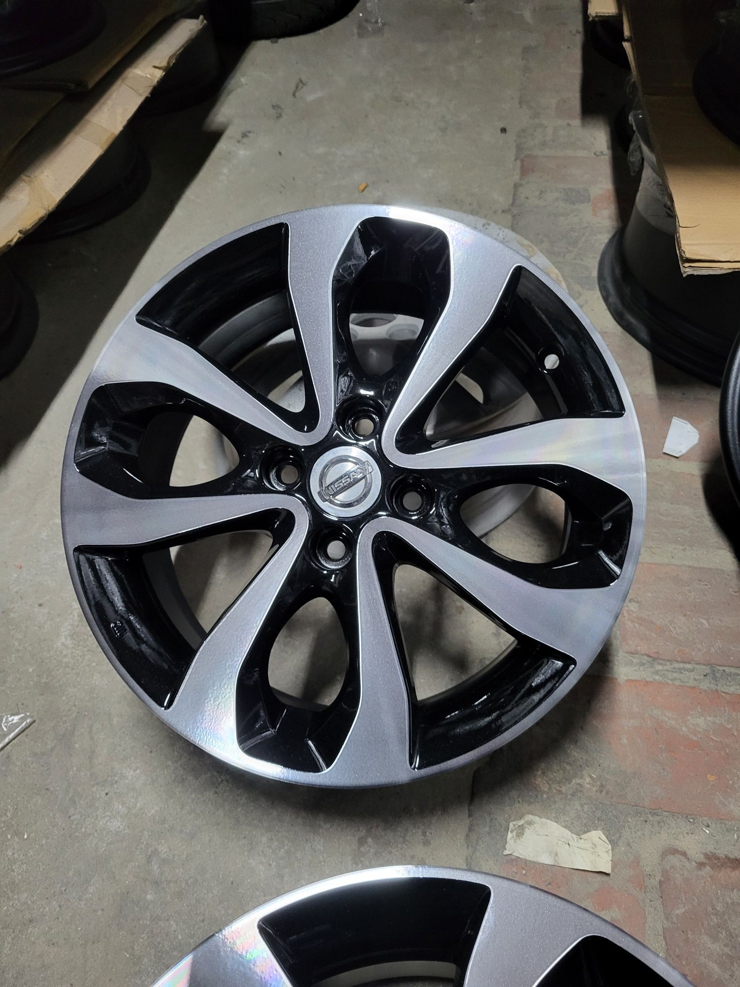 Felgi  16 4x100 Nissan Note Micra  Renault  clio  Dacia Logan  dokkerr