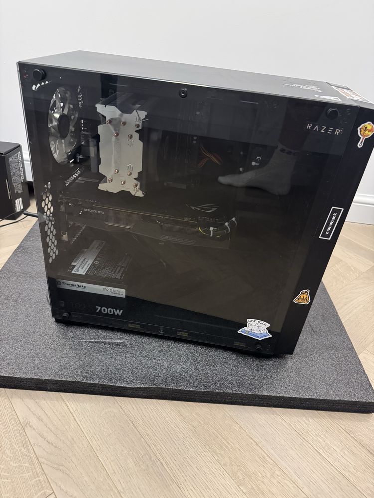Komputer gamingowy GTX 1080 TI/ i7 / 16GB / 2TB HDD + 256GB SSD