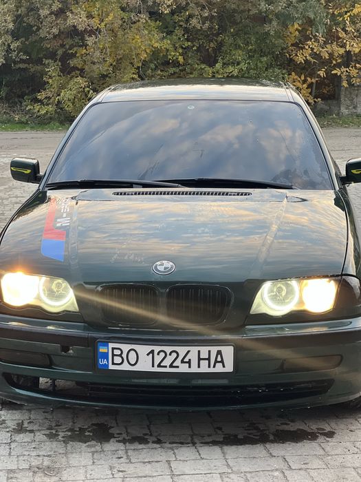 Продам власну беху 320D