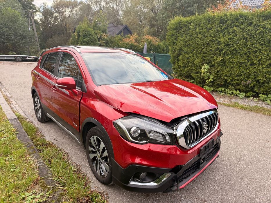 Suzuki SX4 S-Cross Suzuki SX4 S-Cross Limitowana wersja Piz Sulai 4x4