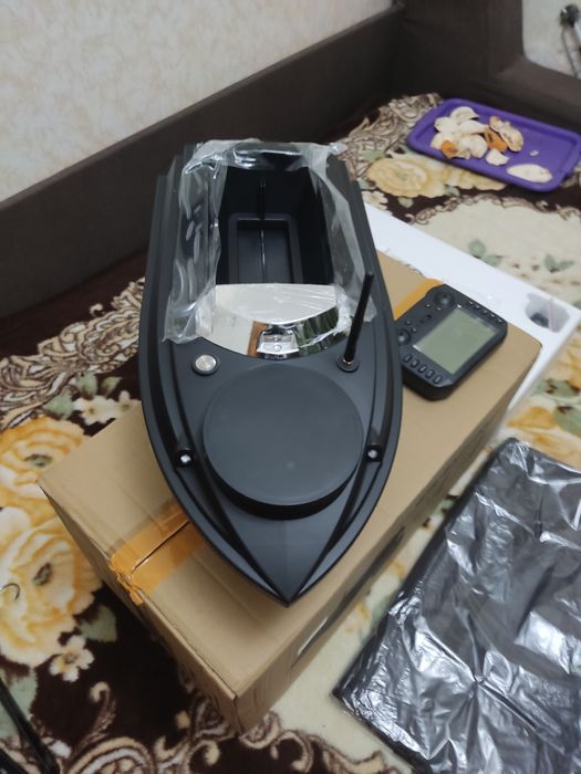 Продам Новий карповий кораблик V 30 з джипіерес