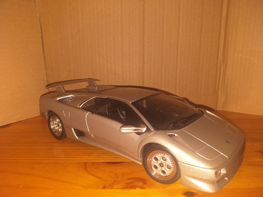 Lamborghini diablo 1/18 Autoart