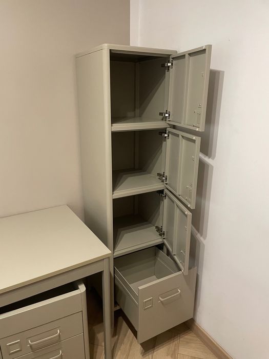 Ikea Idasen-  szafka wysoka metalowa