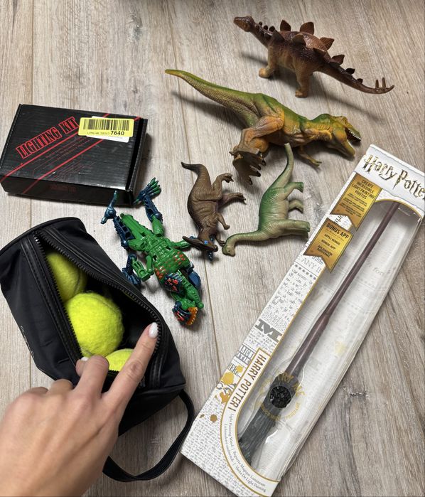 Lego подсветка,динозавры, палочка гарри поттера (цена за все)