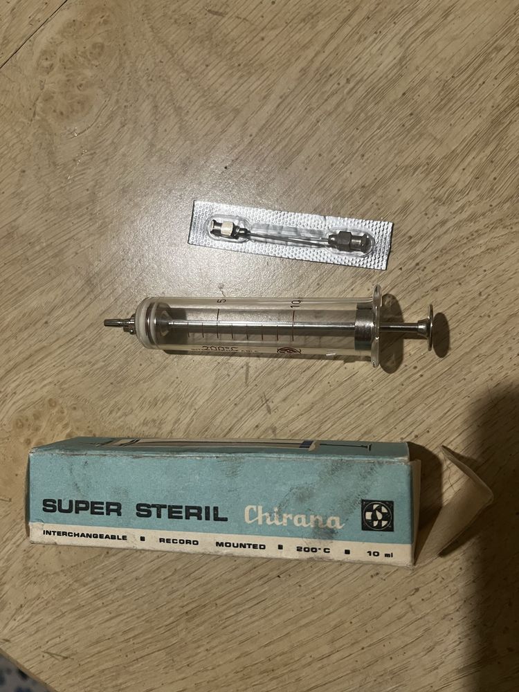 Шприц багаторазовий скляний термостійкий super steril Chirana