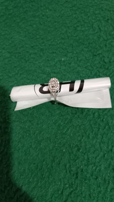 Conjunto brilhante prateado