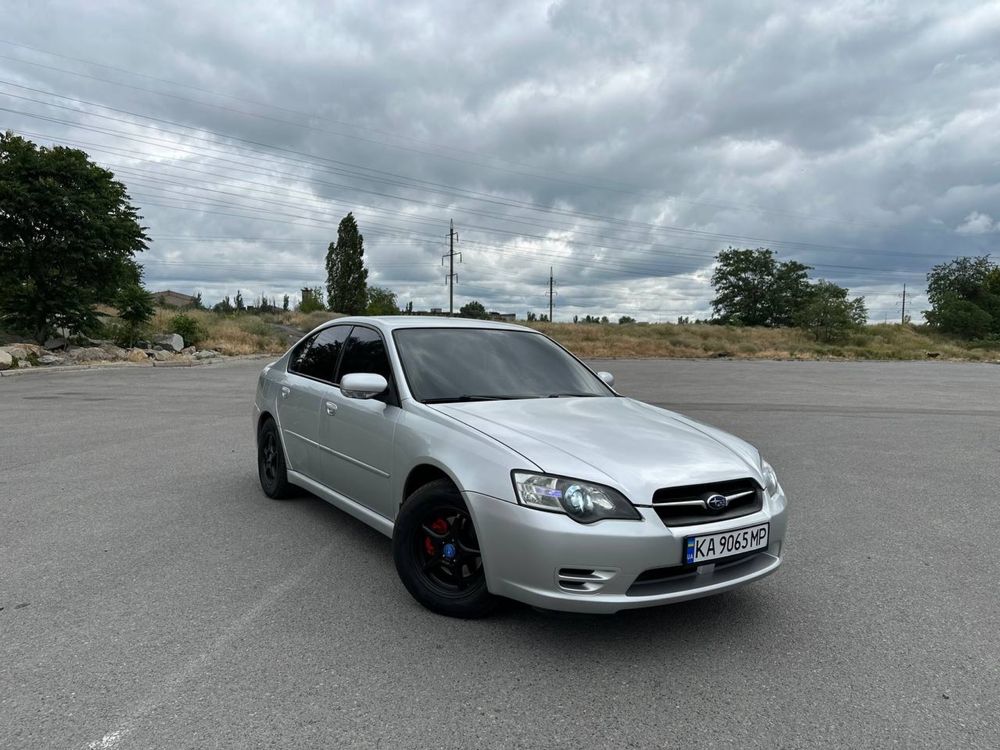 Subaru Legacy бенз/газ4/ автомат! Полный привод!