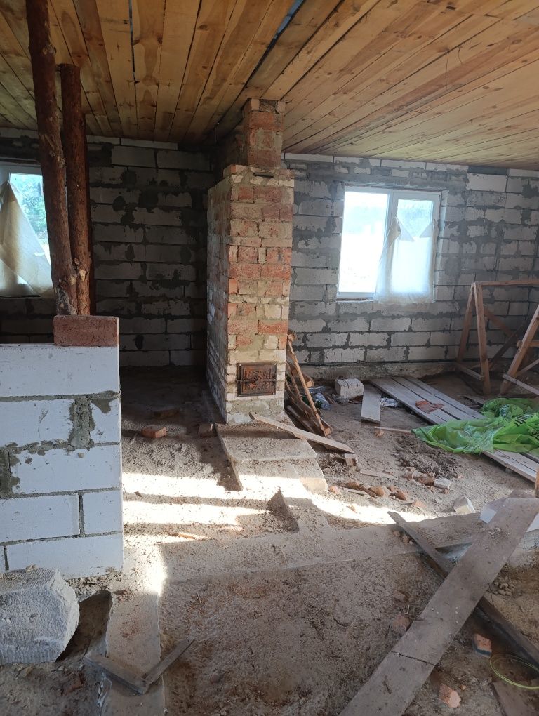 Недобудований будинок