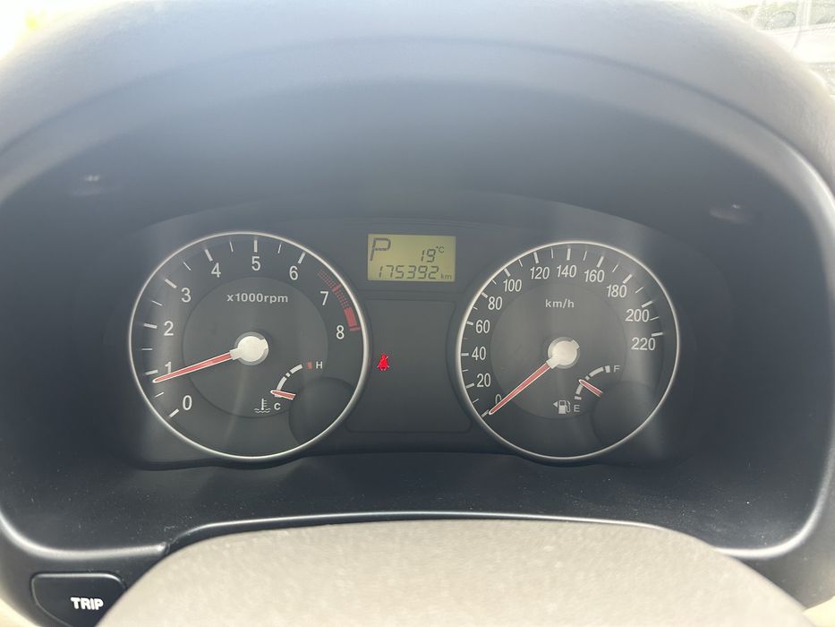 Hyundai Accent 1.6 Автомат газ