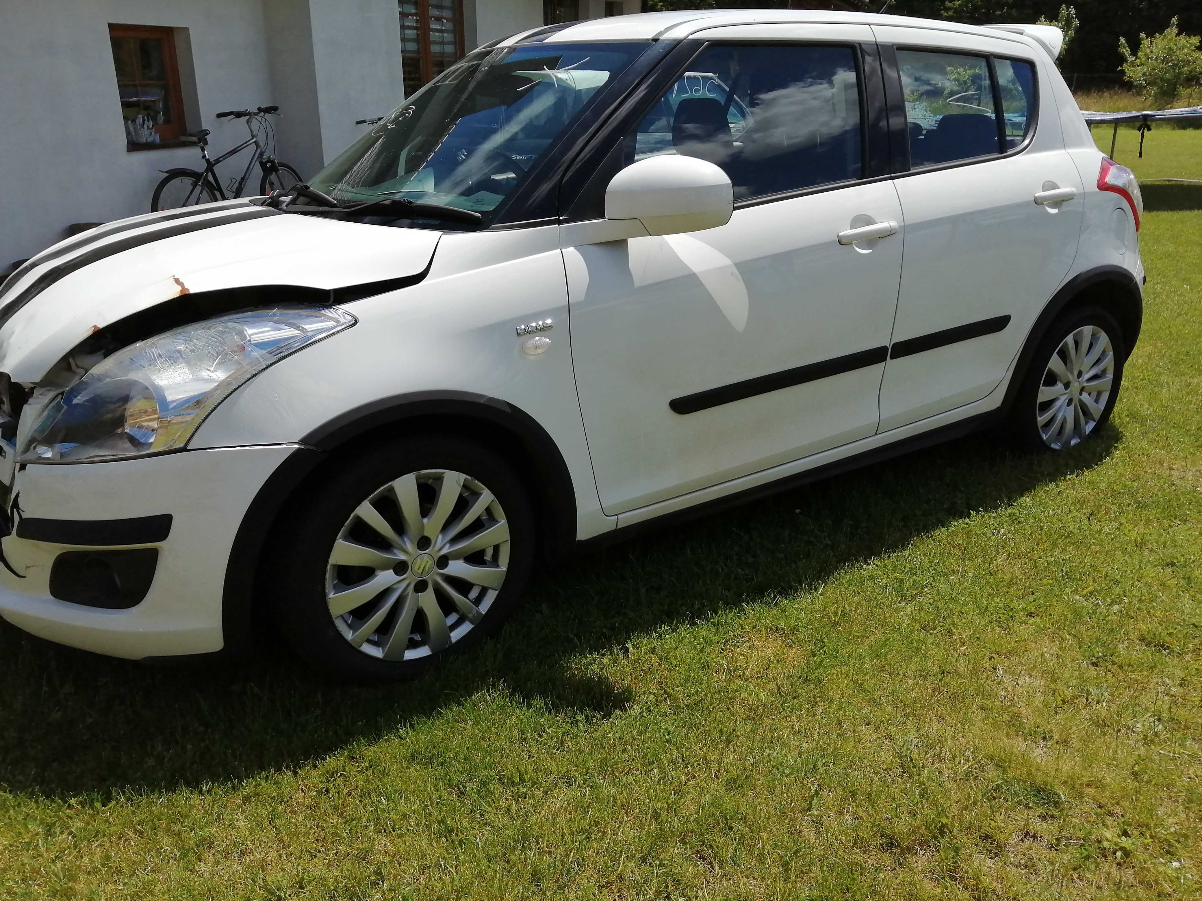 Błotnik prawy lewy przód tył Suzuki Swift MK7 A7E, 26U części jak nowe
