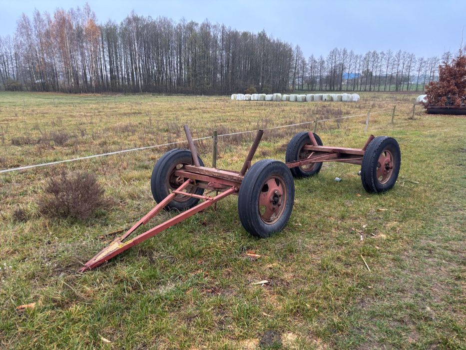 Wóz konny przystosowany do ciągnika